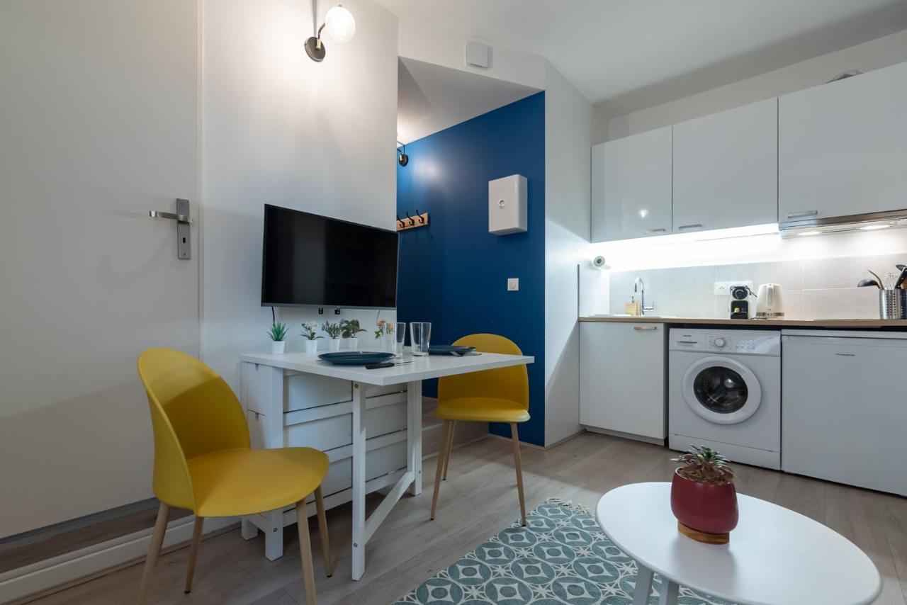 studio blue confort , proche gare part dieu Appartement Villeurbanne Buitenkant foto