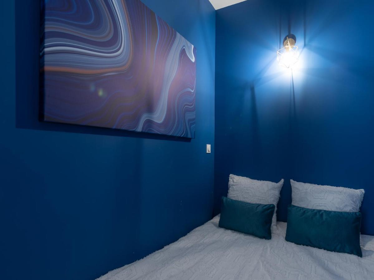 studio blue confort , proche gare part dieu Appartement Villeurbanne Buitenkant foto