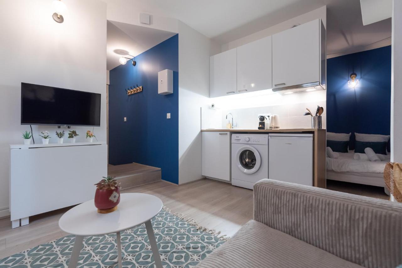 studio blue confort , proche gare part dieu Appartement Villeurbanne Buitenkant foto