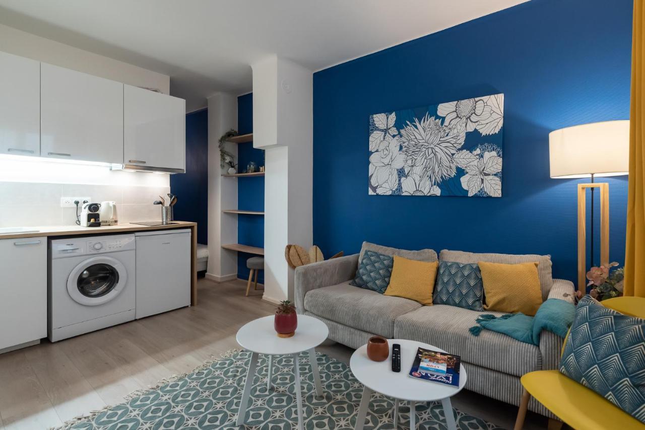 studio blue confort , proche gare part dieu Appartement Villeurbanne Buitenkant foto